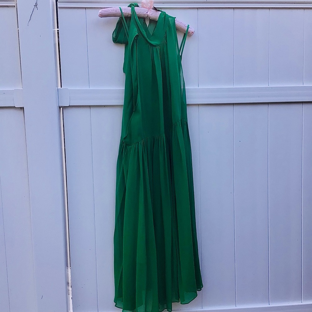 100% Silk Club Monaco Incredible Dress - Picture 6 of 14